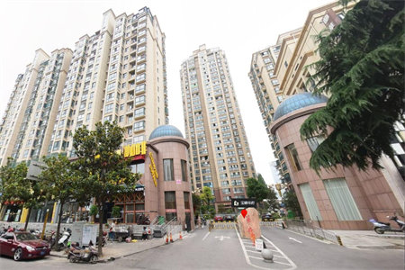 金源小区3室2厅2卫120.36㎡